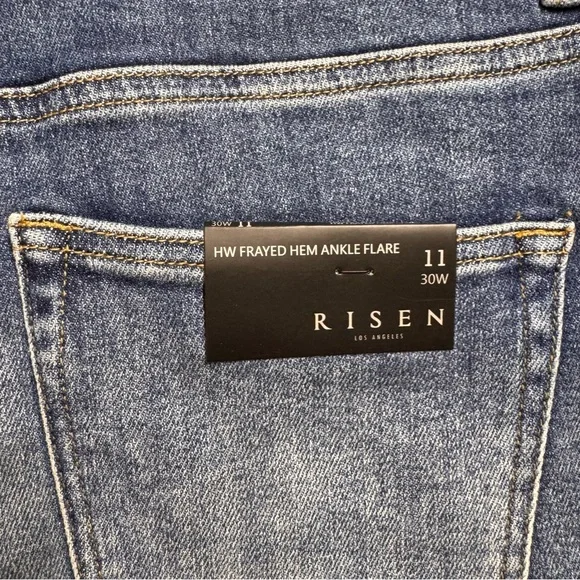 Risen High-Waist Frayed Hem Ankle Flare - Picture 4 of 10